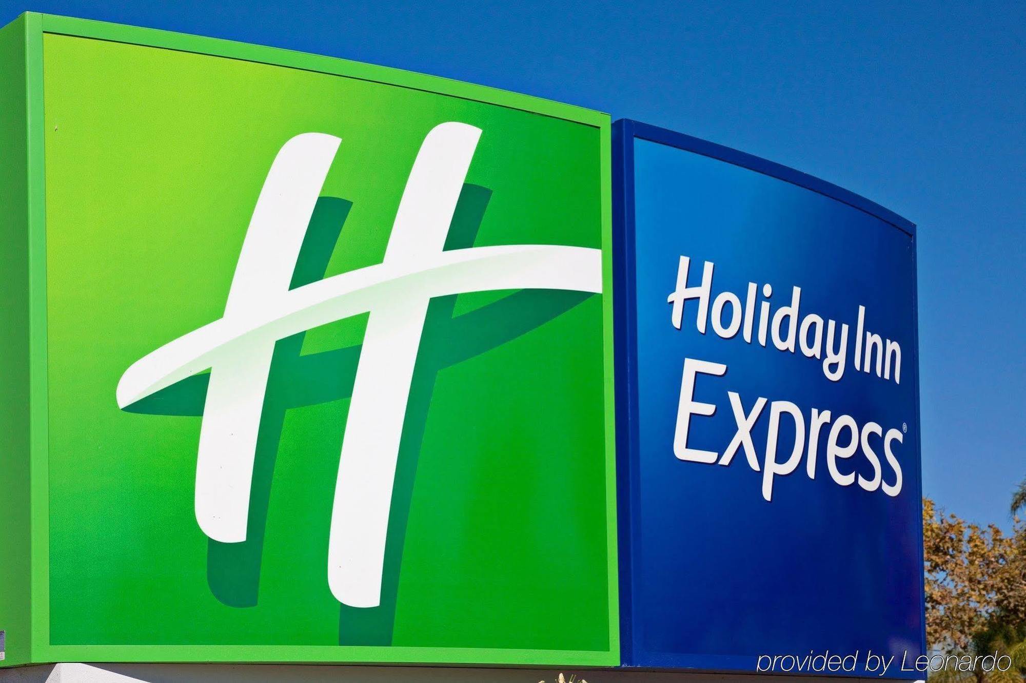Hotel Xola Trademark Collection By Wyndham Moreno Valley Exterior foto